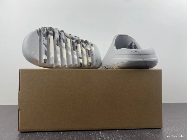 Slide Adidas Yeezy GZ5553 0805